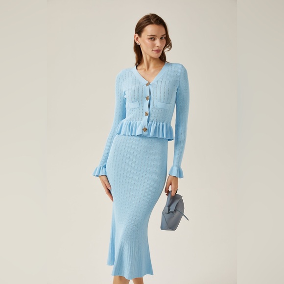 121. HIGH END Ruffled Knit Top and Flared Skirt Set in Blue - Picture 5 of 5